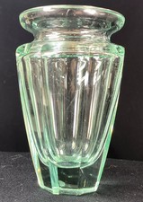 SUPERBE VASE EN CRISTAL MOSER VERT ART DECO MODELE BUD CRYSTAL VASE NO DAUM