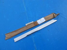 Enjoliveur avant de vitre de