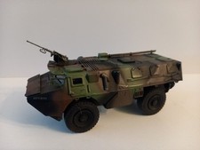 RENAULT 4X4.  VAB . BLINDÉ.  CAMOUFLAGE OTAN. REPLEX. CEF. 1/43. MITRAILLEUSE 