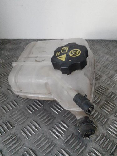Vase expansion opel insignia - opel,