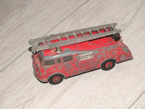 Dinky toys fire - dinky,