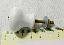 1 ancien petit bouton de