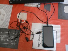 telephone portable wiko Y 51 + accessoires