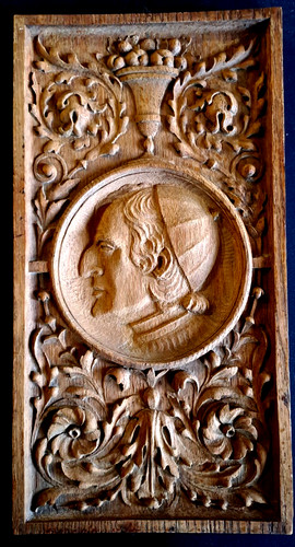 Medaillon bas relief chêne - medaillon, "