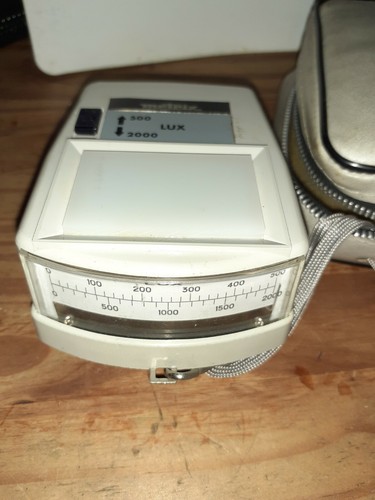 Luxmètre analogique vintage