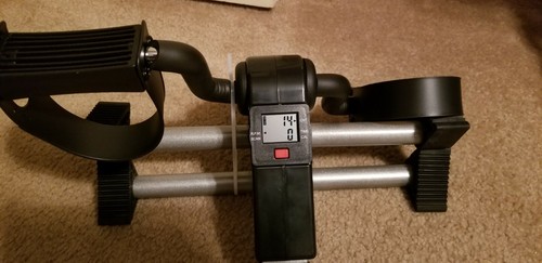 Portable mini exercise bike