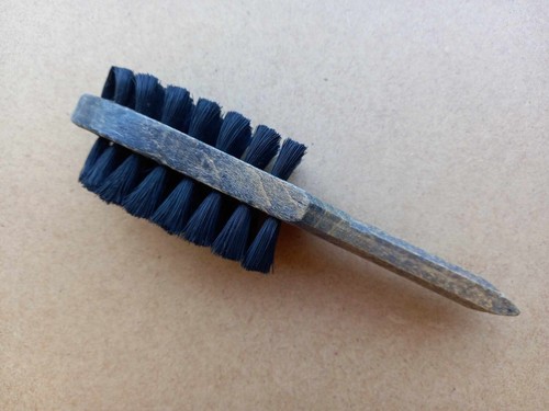 Brosse chaussures - brosse,