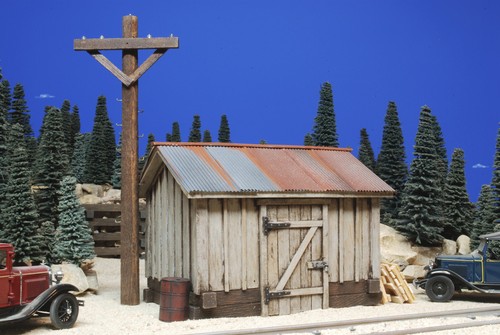 Scale train shed for - train,