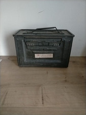 Ancienne caisse à munitions militaire pour 100 cartouches de 12,7 mm - 1947 