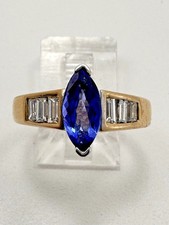 Bague de fiançailles unique