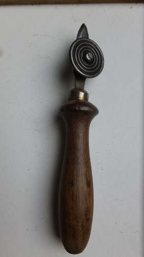 Ancien ouvre boite - ancien,