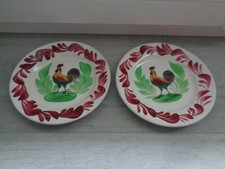 2 ASSIETTES AU  COQ TERRE DE