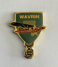 110 - Pin's AVION TELECOMMANDE