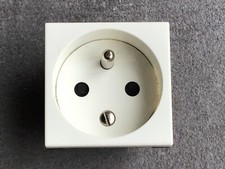 Prise 2P+T  16A legrand mosaic 45 ,ref:74111.d’occasion bon état 