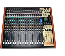 TASCAM Model 24 Multitrack
