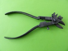 collection Outils :ancienne pince  -usage inconnu -a identifier