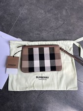 Pochette Burberry 