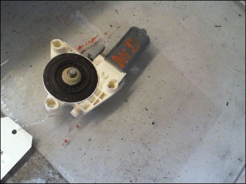 Moteur lève glace avant - moteur,