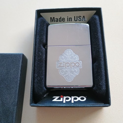 Zippo filigrané