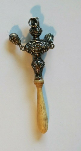 Hochet sifflet grelot - hochet, et