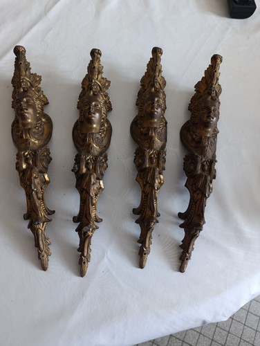 Lot bronzes pour meuble - lot,