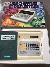 JEU ELECTRONIQUE ORDINATEUR NATHAN DES CHIFFRES ET DES LETTRES VINTAGE