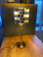 Tres belle lampe de bureau Max