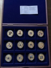 Coffret 12 pièces /