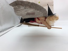 Jouet jouet en bois ⭐️⭐️ sorcière 24 cm. ⭐️⭐️ à suspendre. Neuf jamais utilisé
