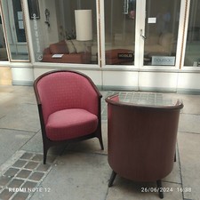 fauteuils estampillés Baumann.