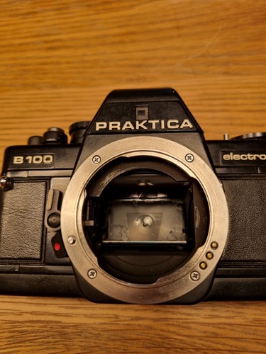 Praktica b100 electronic - b100, film
