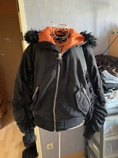 doudoune à capuche noir  Intérieur Orange Style Bombers  Jennyfer S