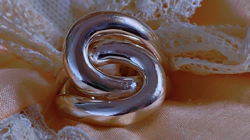 Magnifique bague spirale