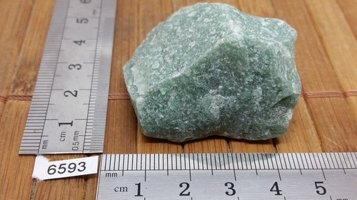 Quartz vert pierre - vert, brute