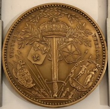 MÉDAILLE EN BRONZE VICTORIA