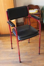 chaise réglable en hauteur 8 positions de 45 cm à 62cm, accoudoirs