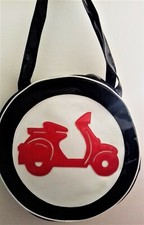 * SAC FORME DISQUE * NOIR ET BLANC * APPLIQUE SCOOTER ROUGE * Plastique * Porté 