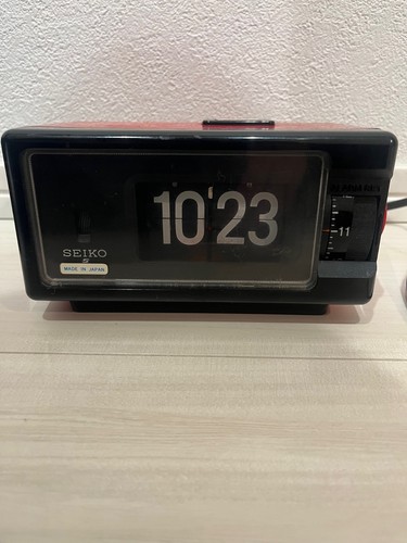 Seiko dp690t flip - clock, alarm
