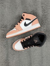 Basket Nike Air Jordan 1 Mid Pink 40 - US 7 - Bon état