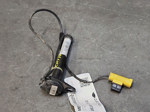 Actionneur pyrotechnique droit