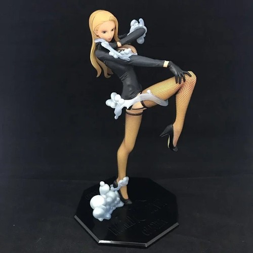 Figurine one - figurine,