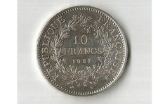 10 Francs Argent Hercule 1967 avec accent sur le 1er E de République.