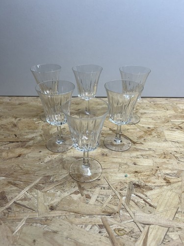 Lot verres sur - verres, pied