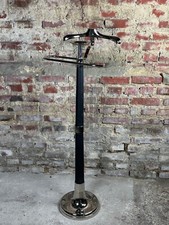 Valet de chambre chromé et gainé cuir noir