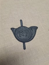 Insigne, Attribut, Rondache