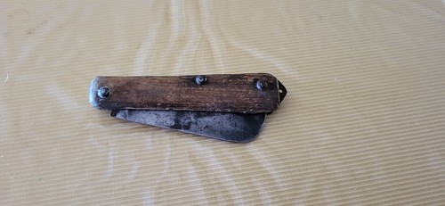 Couteau pliant ancien - , le