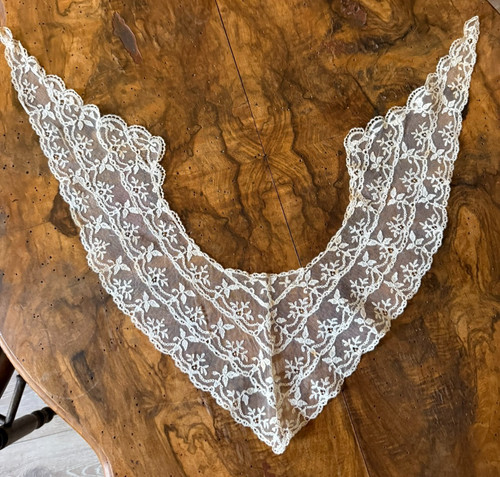 Dentelle ancienne grand col - ancienne,