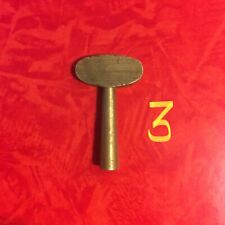 jouet ancien clé carré de remontage inconnue 3mm