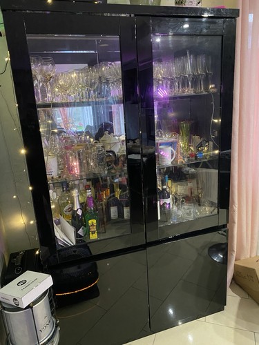 Vitrine laqué noir - vitrine,