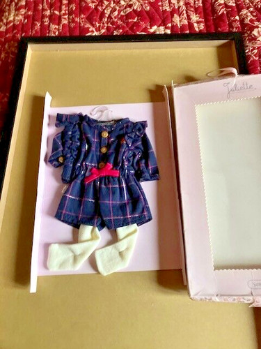 Vetement neuf poupee sergent - poupee,
